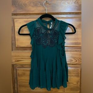 Free people sheer green top with black embroidery xs/s